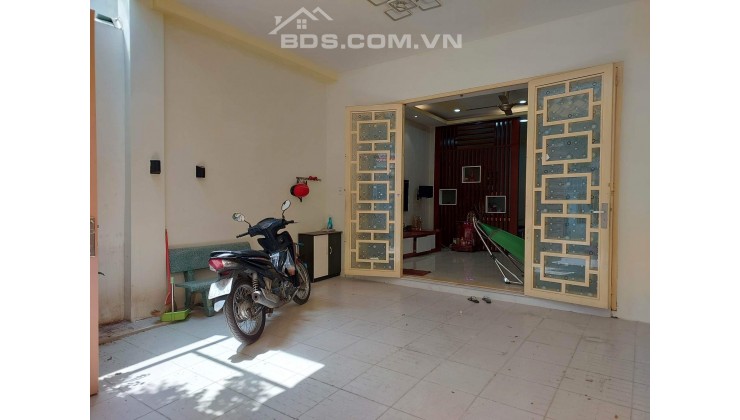 Bán gấp nhà hẻm xe tải 3tầng 4PN đường Lâm Thị Hố-P.Tân Chánh Hiệp Quận 12. Giảm còn 4,5 tỷ.